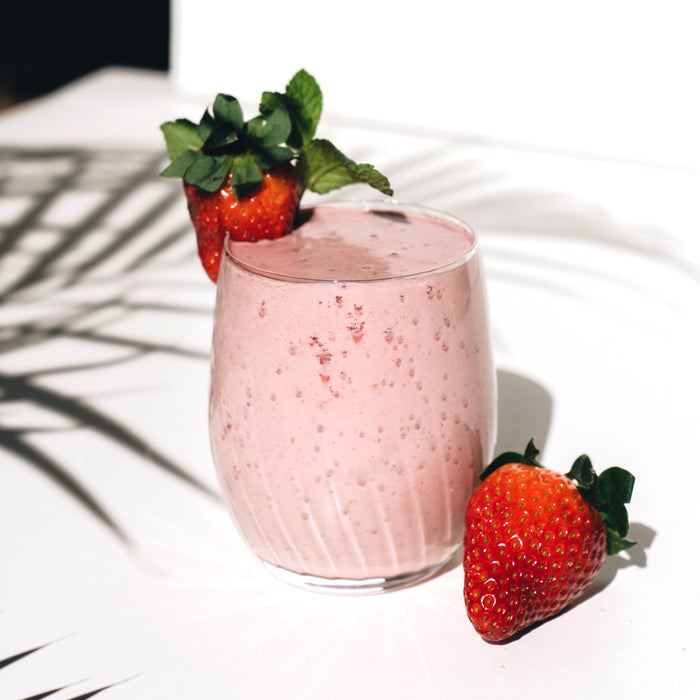 Strawberry Bounce Superfoods Smoothie